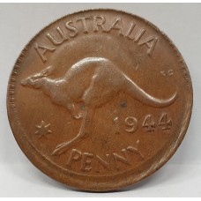 AUSTRALIA 1944 . ONE 1 PENNY . ERROR . MIS-STRIKE . NICE LIP
